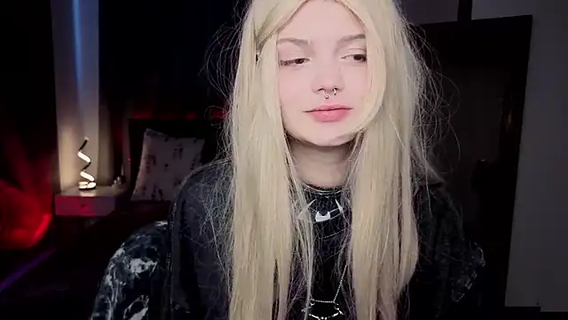 MileyRood live XXX chat