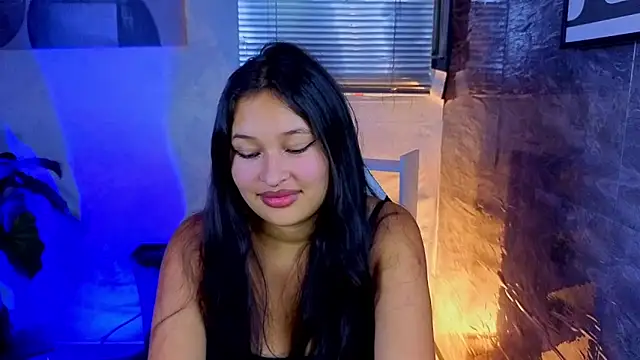 Milenka-5 Adlı Modelin Canlı XXX Sohbeti