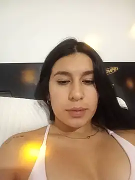 Chat +18 de Your_Paris_ ao vivo