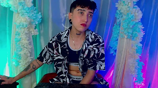 MAXYM_LUXE_ Live XXX Chat