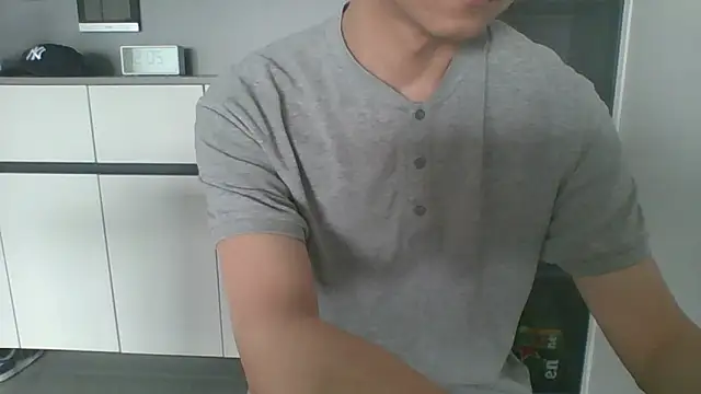 nole_china7 Adlı Modelin Canlı XXX Sohbeti