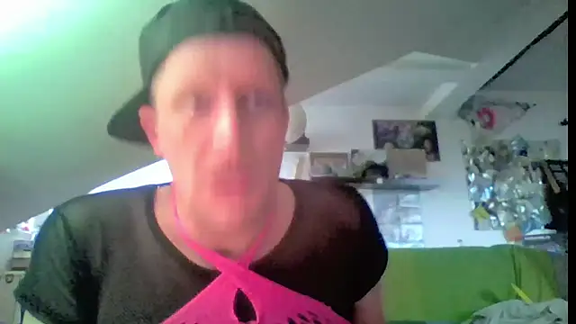 Bigthroaterboy লাইভ XXX চ্যাট