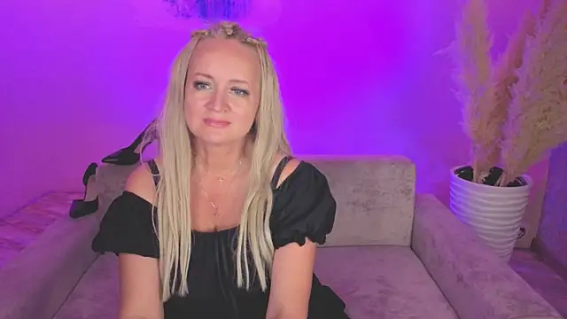Ingrid_Eriksen – Naživo XXX chat