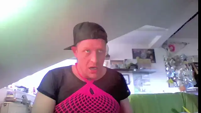Bigthroaterboy Webcamshow