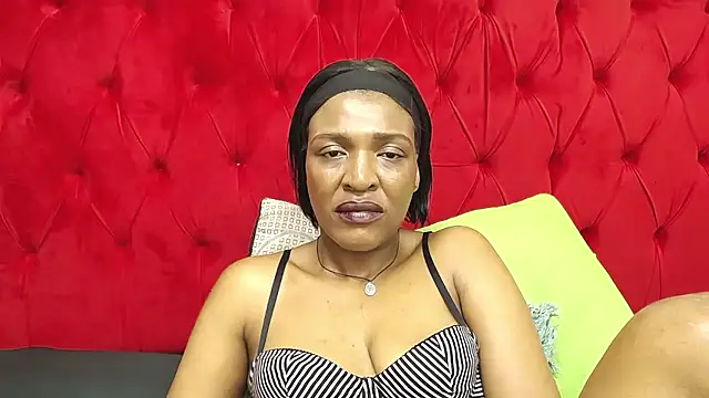 SpicyQueenxxxx's Live XXX Chat