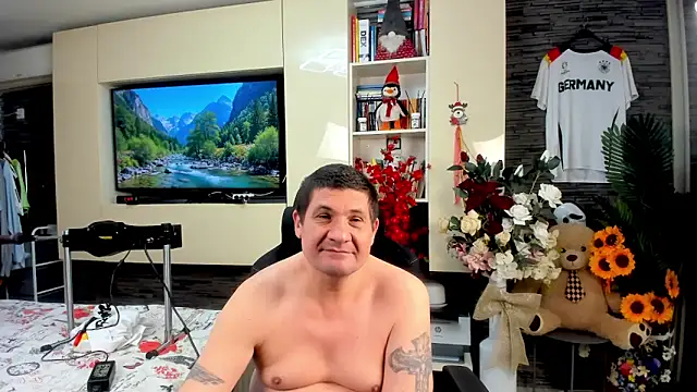 SpartacusDaddy48 Chat XXX live