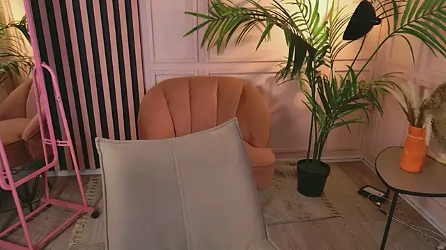 _Ava_Sky_ Chat XXX in diretta