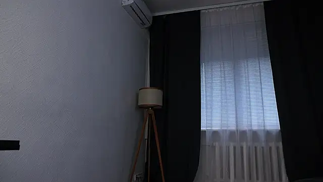 DelorisDetrichのライブXXXチャット