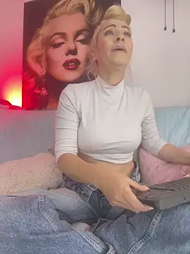 viktoria_davis_'s Live XXX Chat