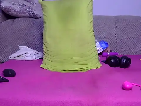 Sweet_bella2 élő XXX-chatje