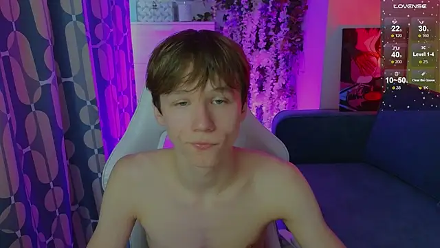 cuMte_boy élő XXX-chatje