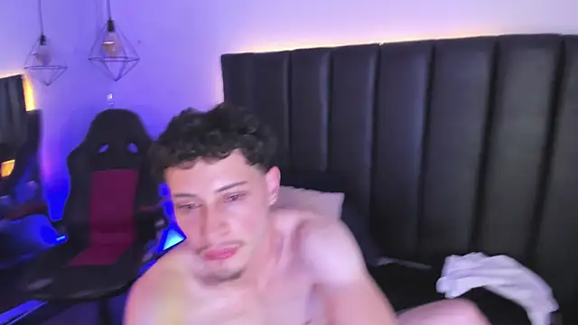 Alexlux1 Live XXX-chat