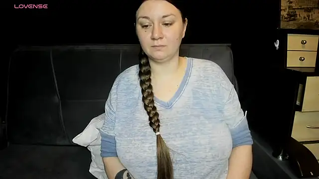 AlisaBacker élő XXX-chatje