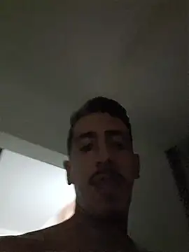 Donovan_Desmond Adlı Modelin Web Kamerası Şovu