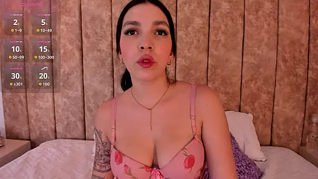_tahiya_'s Live XXX Chat