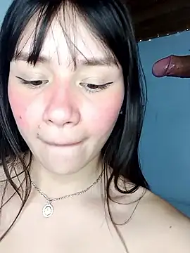 Chat XXX en directo de MikasaxX_