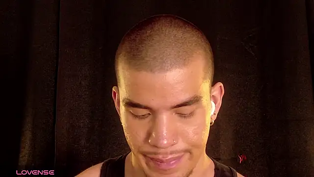 XXX chat uživo modela Bruno_Rangel