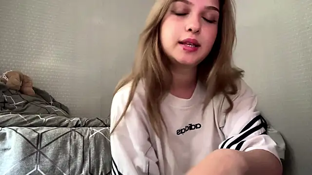Živý XXX chat CloudyFoxy