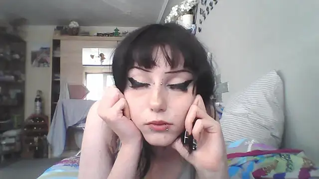 ChargedReign Chat XXX live