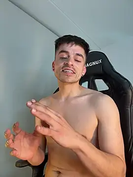 jacob_ferrer's Live XXX Chat