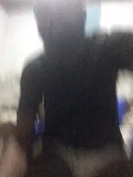 BbklaqのライブXXXチャット