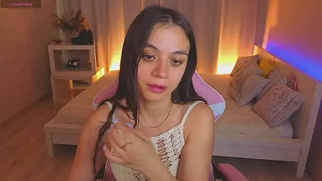 Kim_Bless Chat XXX live