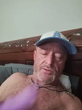 Slydog1010's Live XXX Chat