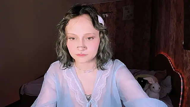 MariaMango XXX чат на живо