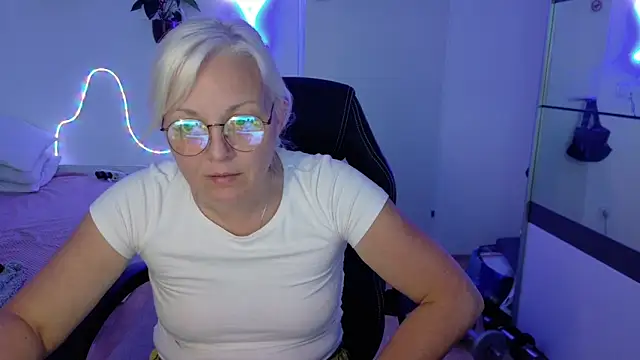 Chat +18 de Linsy_Kim ao vivo