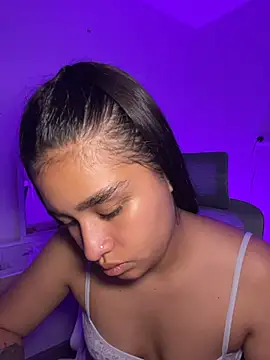 I_Samanthaa Chat XXX in diretta