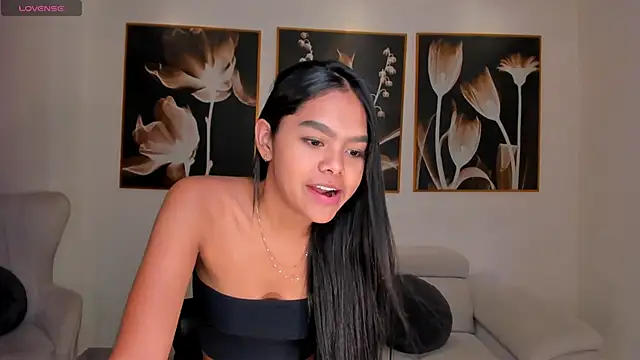 SaphiraJames live XXX chat