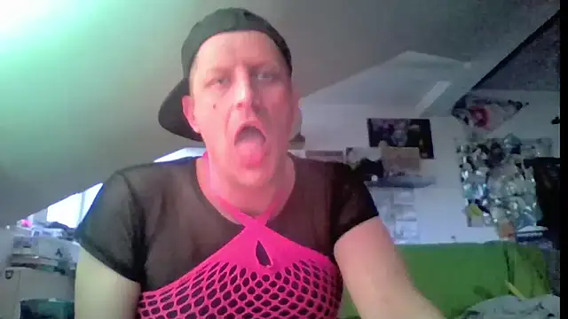 Webkamerová show Bigthroaterboy