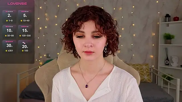 Chat XXX en directo de Kira__Fluffy