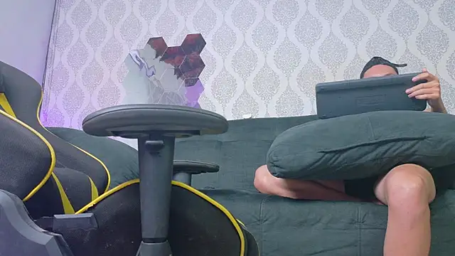 Czat XXX na żywo – Michael_Boyss