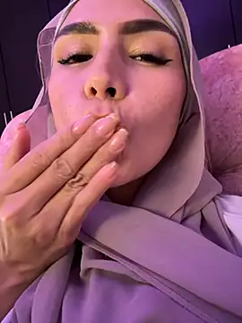 Darsha_Khemu Adlı Modelin Canlı XXX Sohbeti