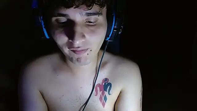 suggarboy69's Live XXX Chat