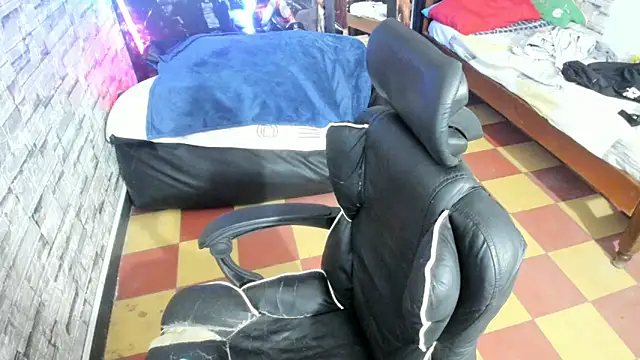 Chat +18 de wex_077 ao vivo