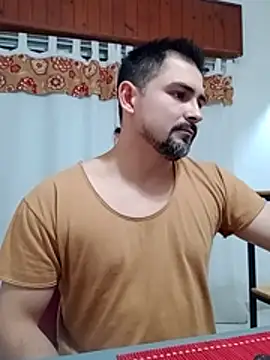 Bradd_32 라이브 XXX 채팅