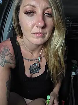 SheIsSomething – Naživo XXX chat