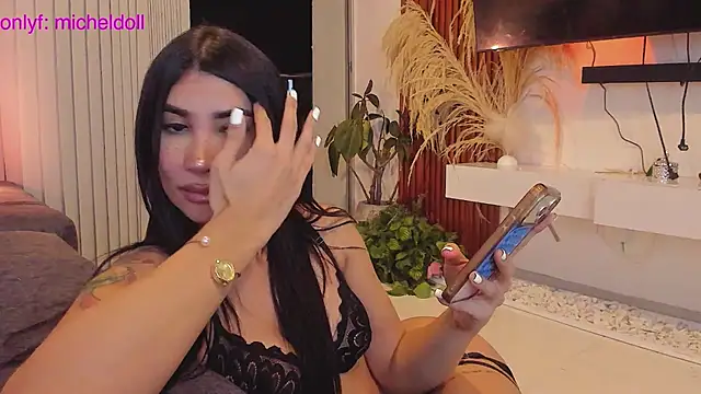 Chat +18 de GarciaMilu ao vivo