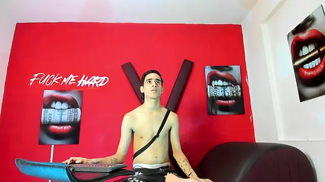 TWINKS_BOYSX's Live XXX Chat