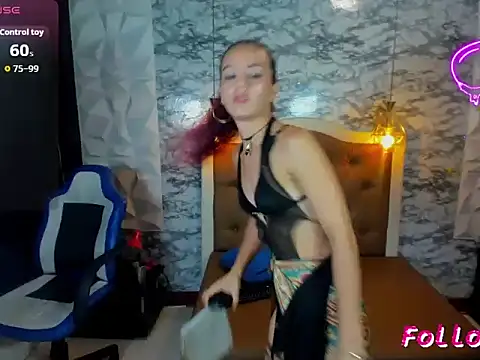 DannaPetitee's Live XXX Chat