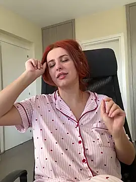 RoxxyDallas' Live XXX Chat