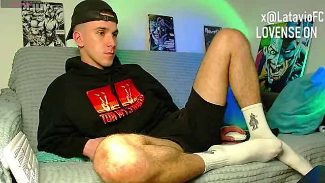 Midnighter_ live XXX chat