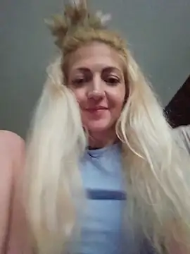 Kisa_Dreis' Live XXX Chat