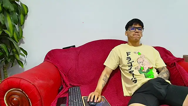 kiindred_ Chat XXX in diretta