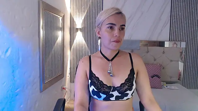 ashley__tylorのライブXXXチャット
