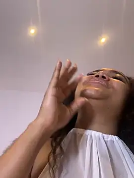 XXX chat uživo modela JasmineRose7