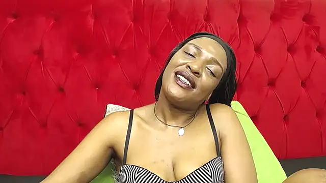 SpicyQueenxxxx's Live XXX Chat