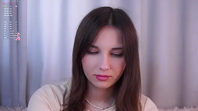 XXX chat uživo modela KateCahee